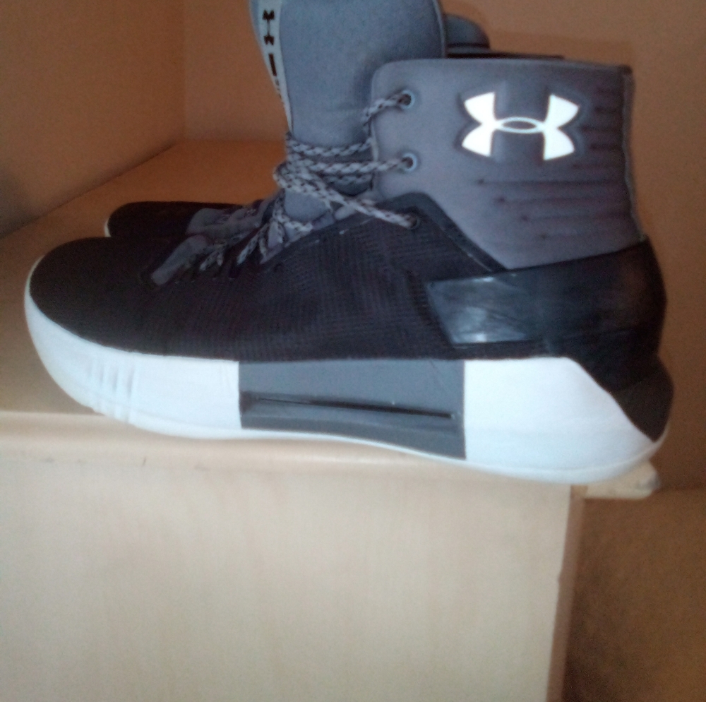 Under armour basketball shoes.